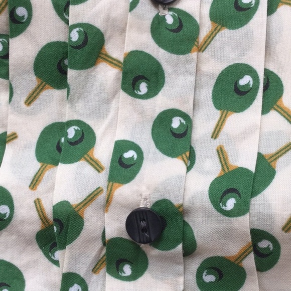 Cute button down tank blouse size 2 - Picture 4 of 4